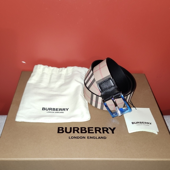 Burberry check leather belt - Picture 1 of 6